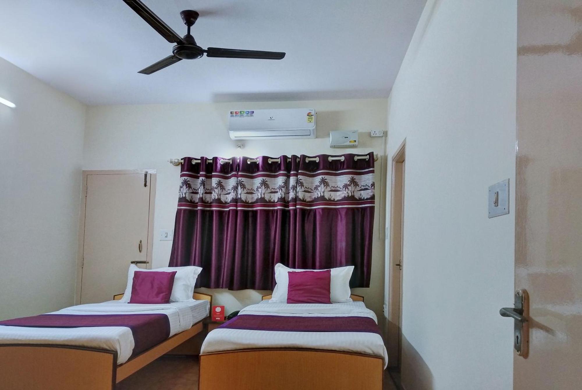 Super Hotel O Shree Mookambika Guest House Near Sri Someshwara Swami Temple Bangalore Eksteriør bilde