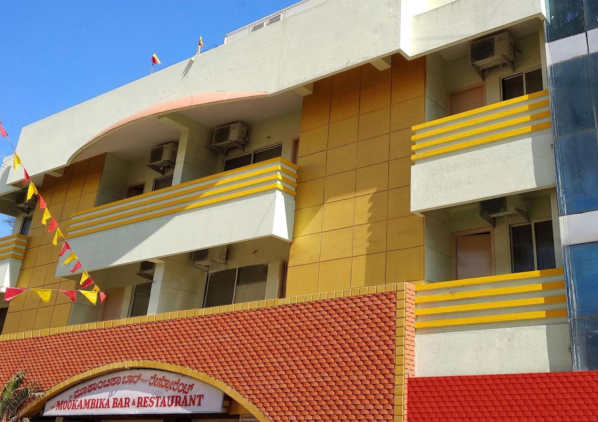 Super Hotel O Shree Mookambika Guest House Near Sri Someshwara Swami Temple Bangalore Eksteriør bilde